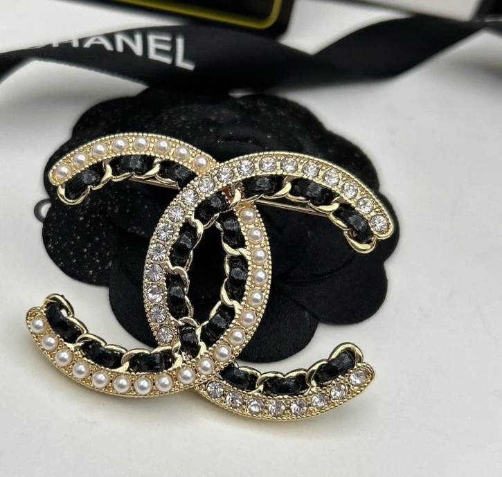 Chanel Brooch 1lyx86 (1)